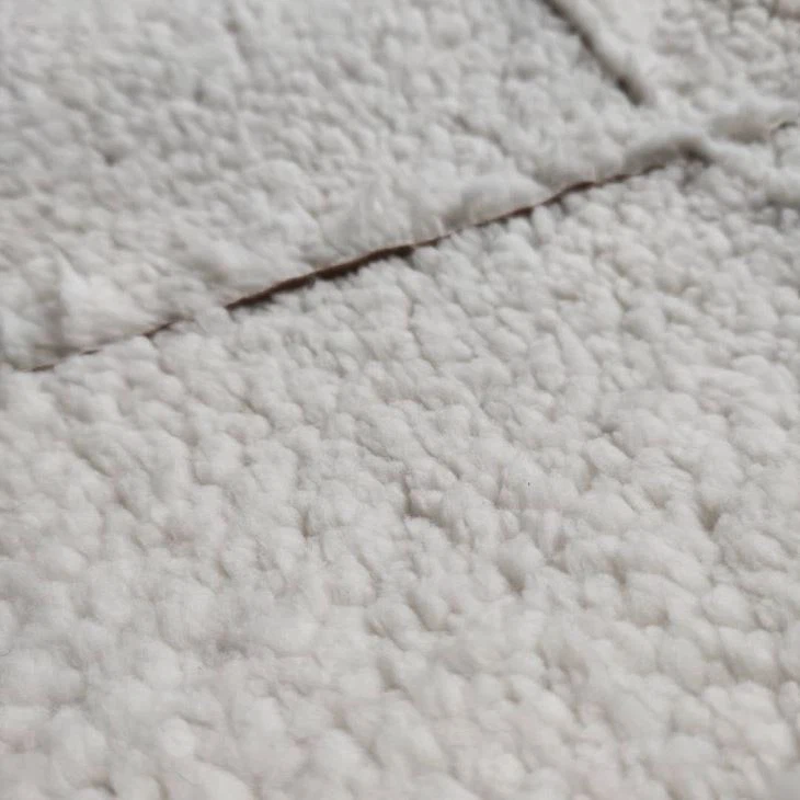One Side Cozy Sherpa Fleece Blanket